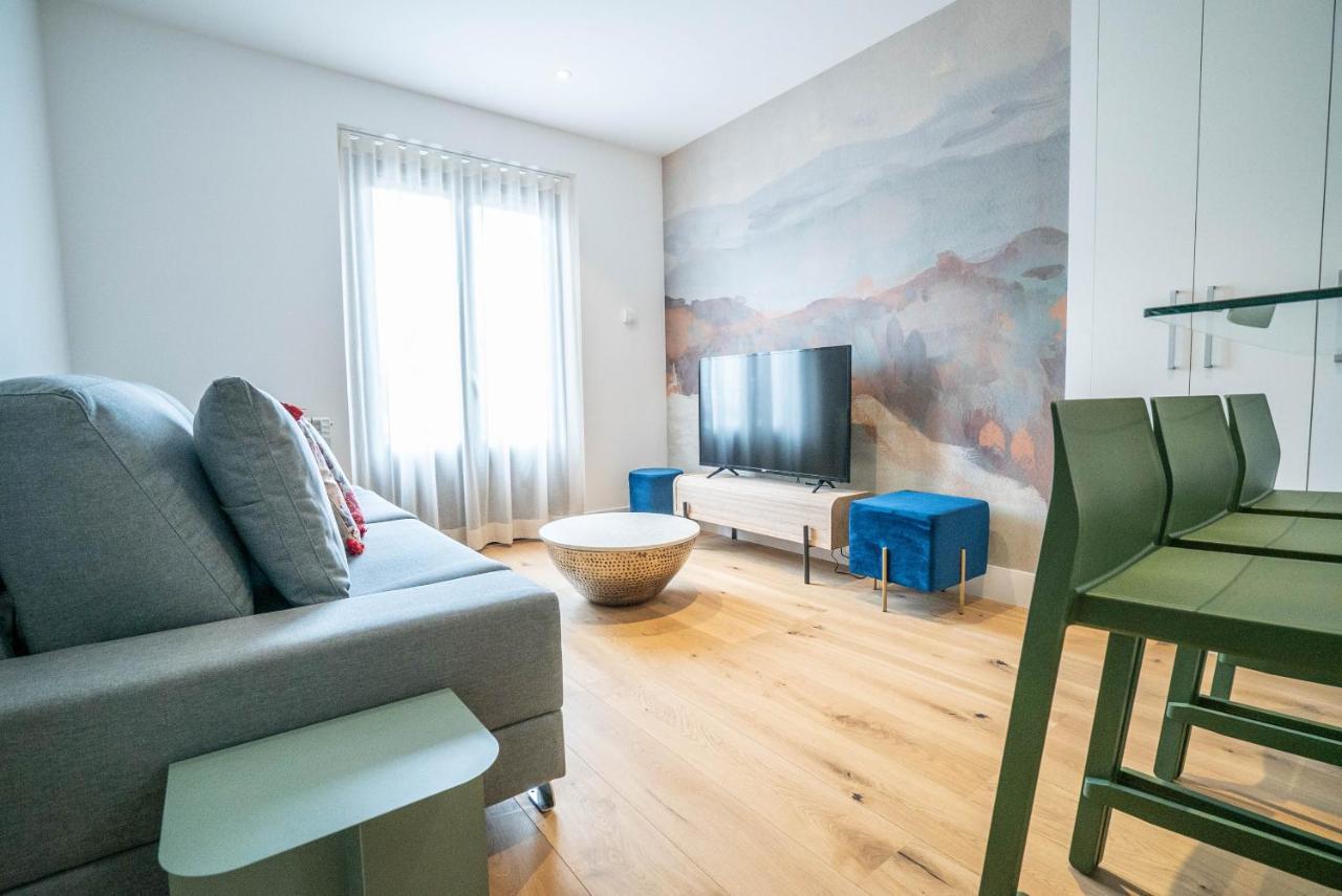 Smartr Madrid Gran Via Apartments Ngoại thất bức ảnh
