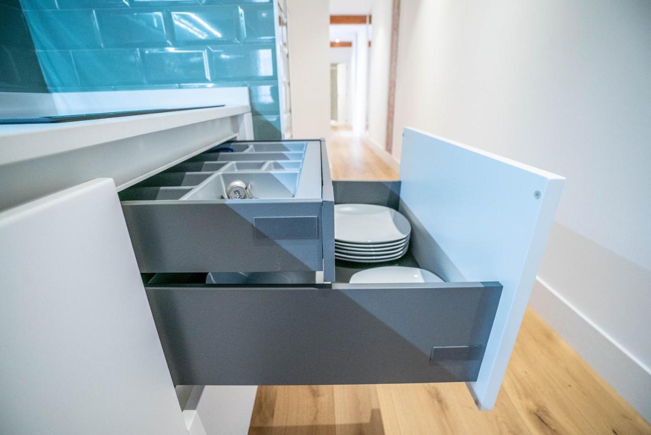 Smartr Madrid Gran Via Apartments Ngoại thất bức ảnh