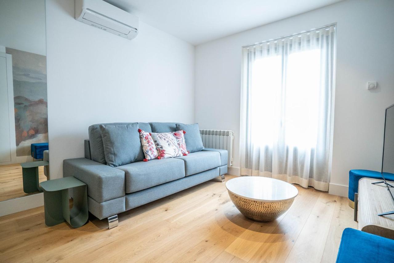 Smartr Madrid Gran Via Apartments Ngoại thất bức ảnh